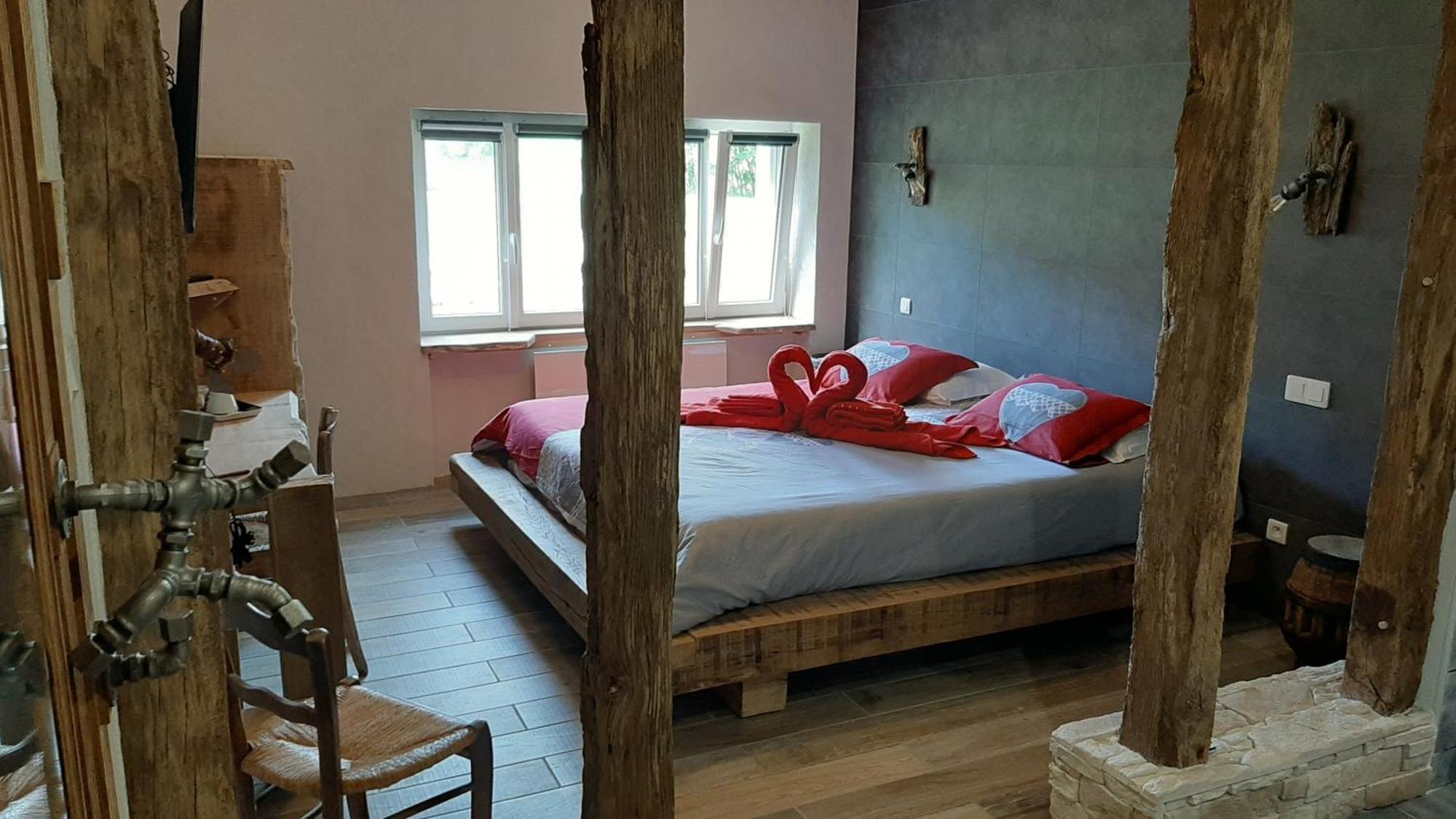 Luçay-le-Mâle La Berrycurienne Proche Du Zoo De Beauval Saint-Aignan Avec Sdb, Wc Et Spa Privatif Pour Chaque Chambre חדר תמונה